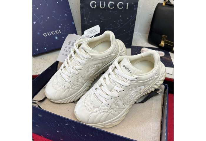 G*u*i sneaker 116