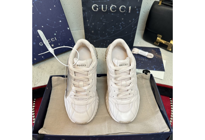G*u*i sneaker 113