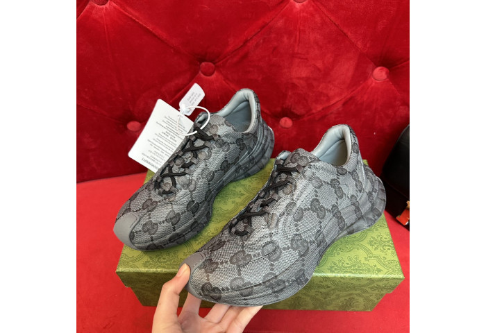 G*u*i sneaker 89
