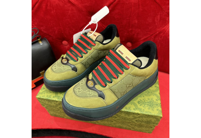 G*u*i sneaker 102
