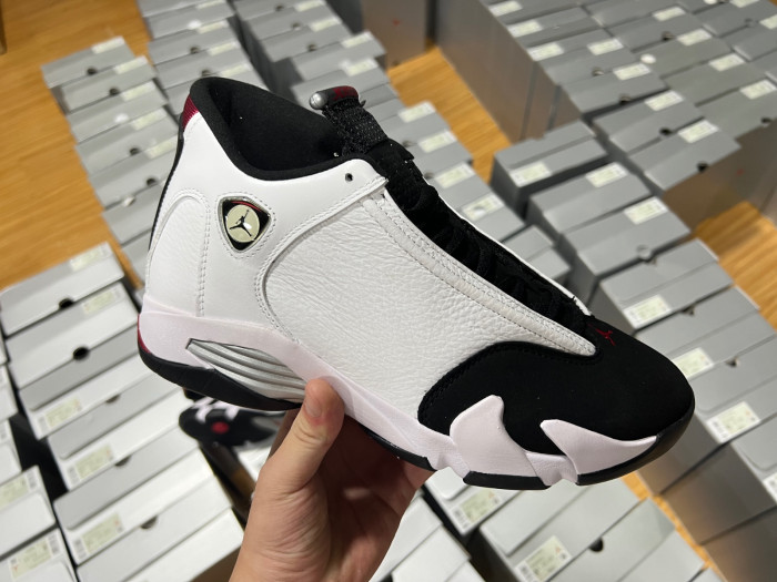 Jordan 14 Retro Black Toe (2024)-487471-160