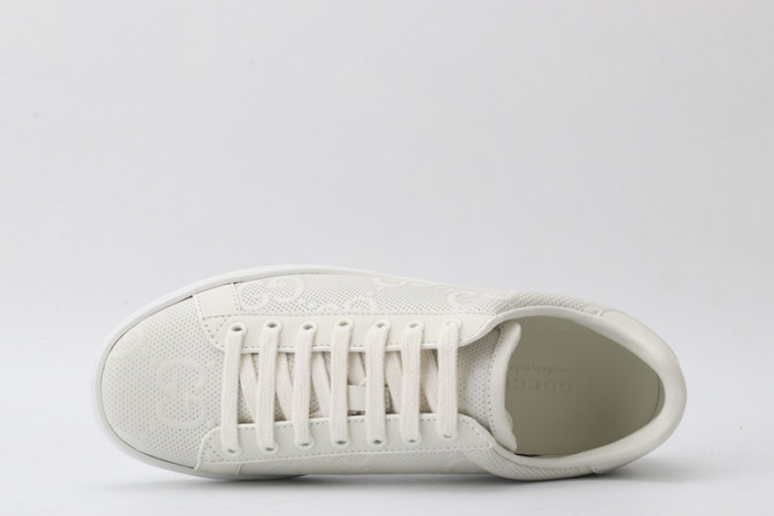 G*u*i* trainer sneaker70