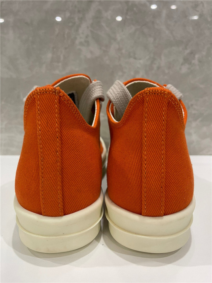 Rick Owen R000067