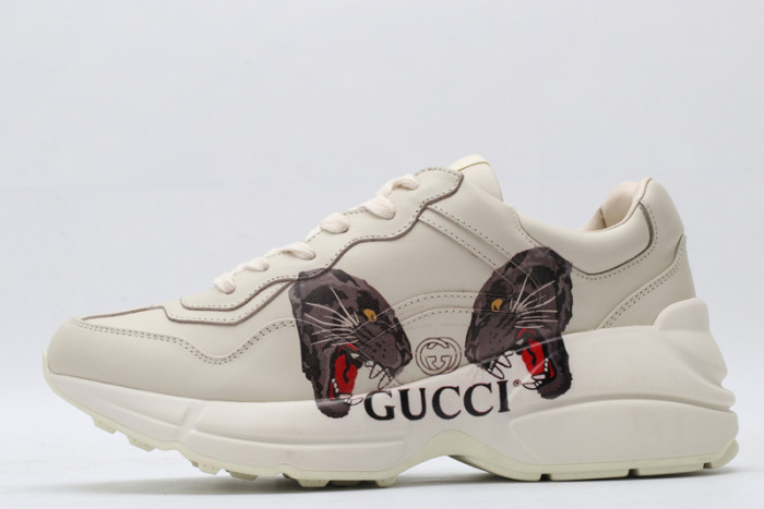 G*u*i* trainer sneaker31