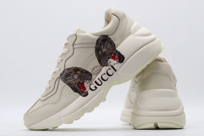 G*u*i* trainer sneaker31
