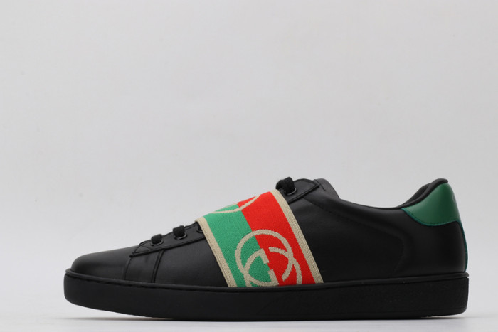 G*u*i* trainer sneaker63