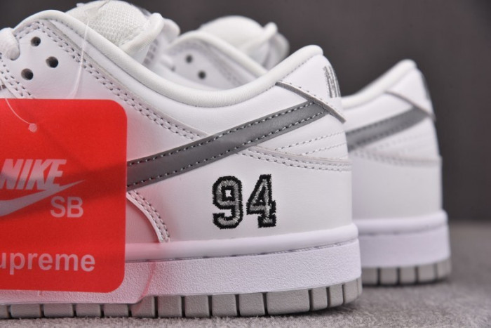 NK SB Dunk Low Supreme 94 White Metallic Silver- HQ8487-100