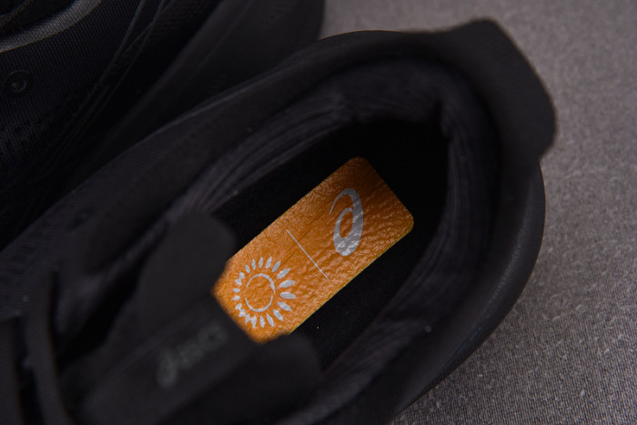 Asics GEL-Nimbus 25- 1011B547-002