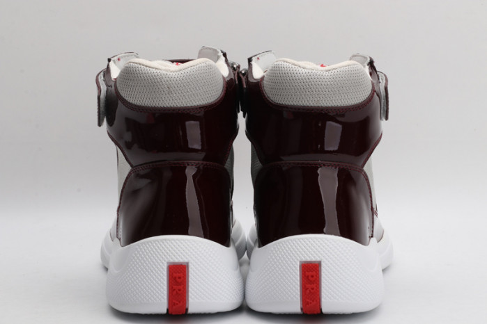 Prada 038