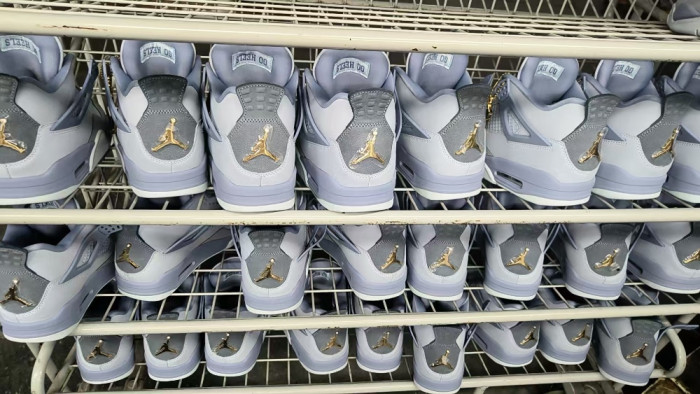 Jordan 4 UNC Tar Heels PE -HV9204-407