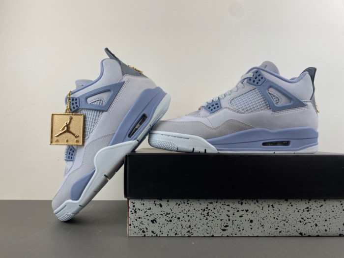 Jordan 4 UNC Tar Heels PE -HV9204-407