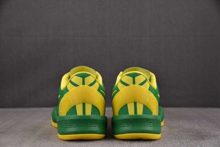 NK Kobe 8 OREGON DUCKS PE PACK-OWID2208