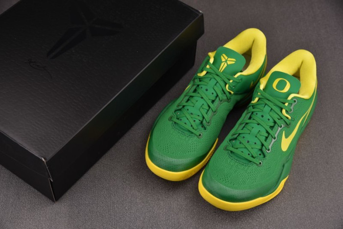 NK Kobe 8 OREGON DUCKS PE PACK-OWID2208