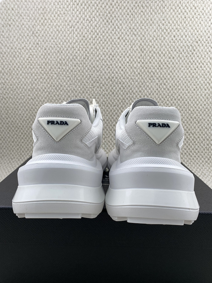 Prada 026