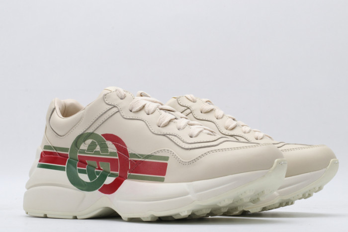 G*u*i* trainer sneaker7