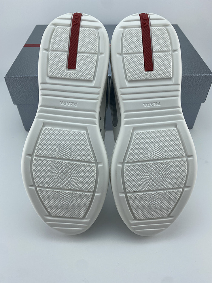 Prada 022