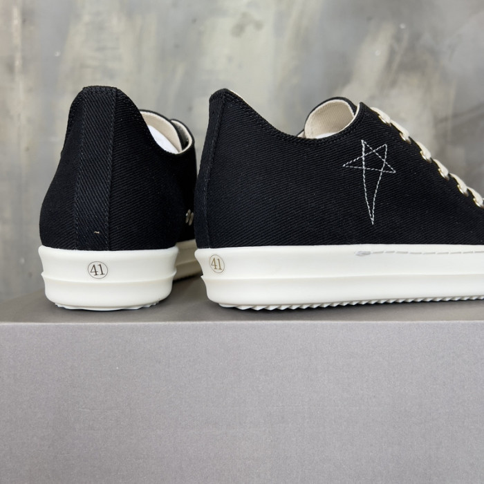 Rick Owen R000056