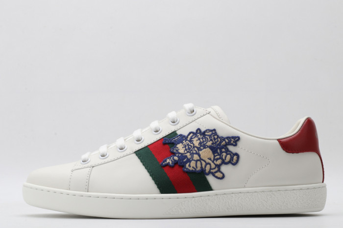 G*u*i* trainer sneaker53