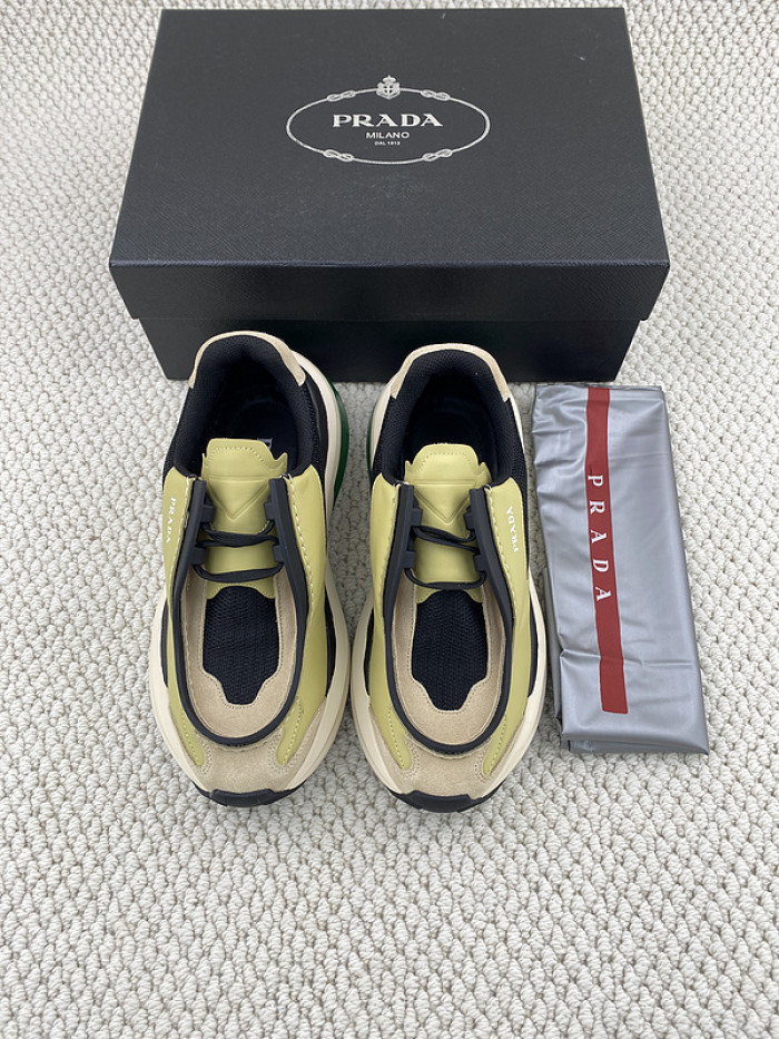 Prada 018