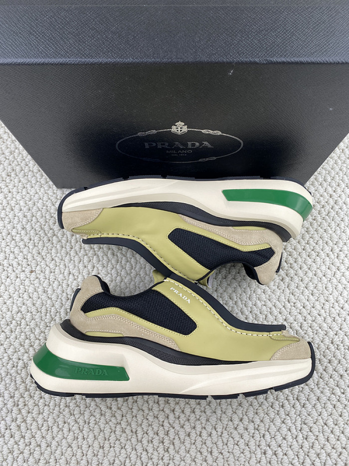 Prada 018