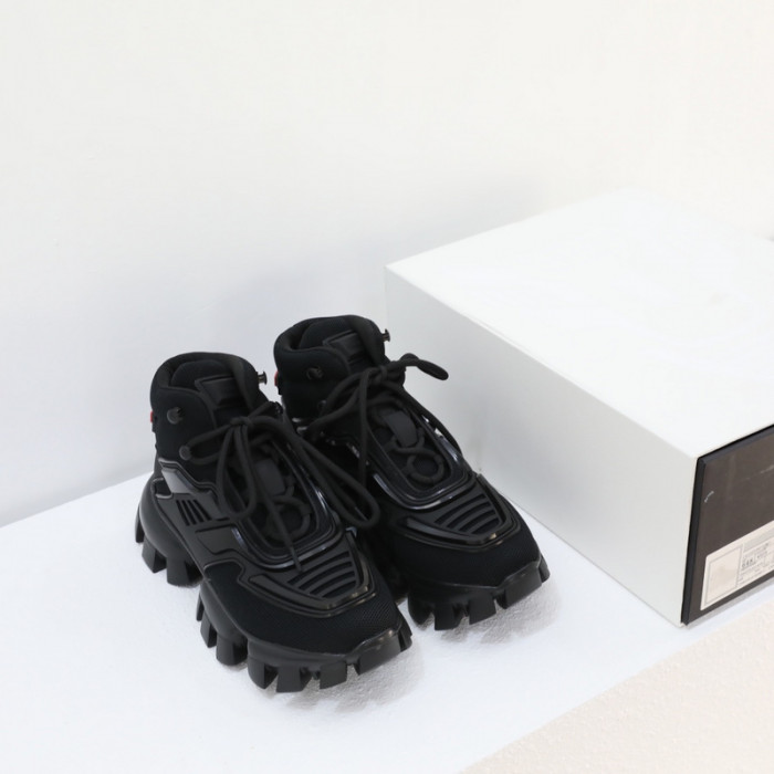 Prada 010