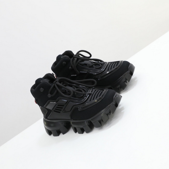 Prada 010