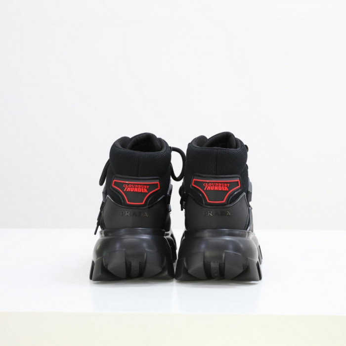 Prada 010