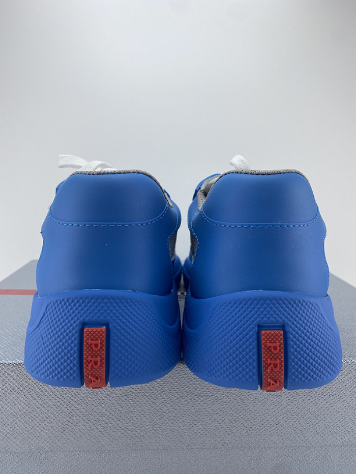 Prada 020