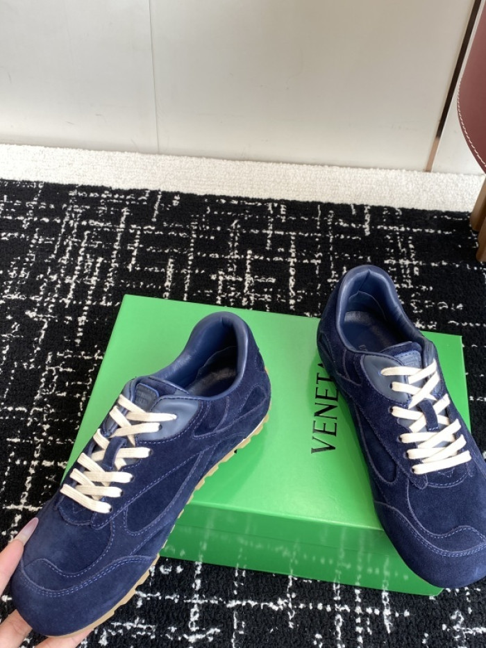 BOTTEGA VENETA-32