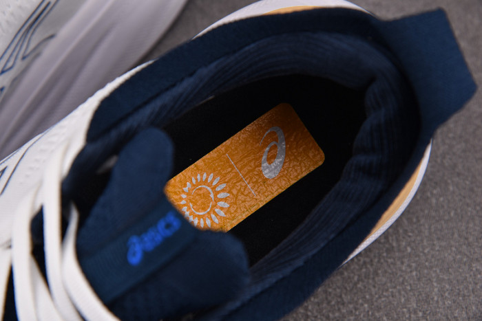 Asics GEL-Nimbus 25- 1011B547-104