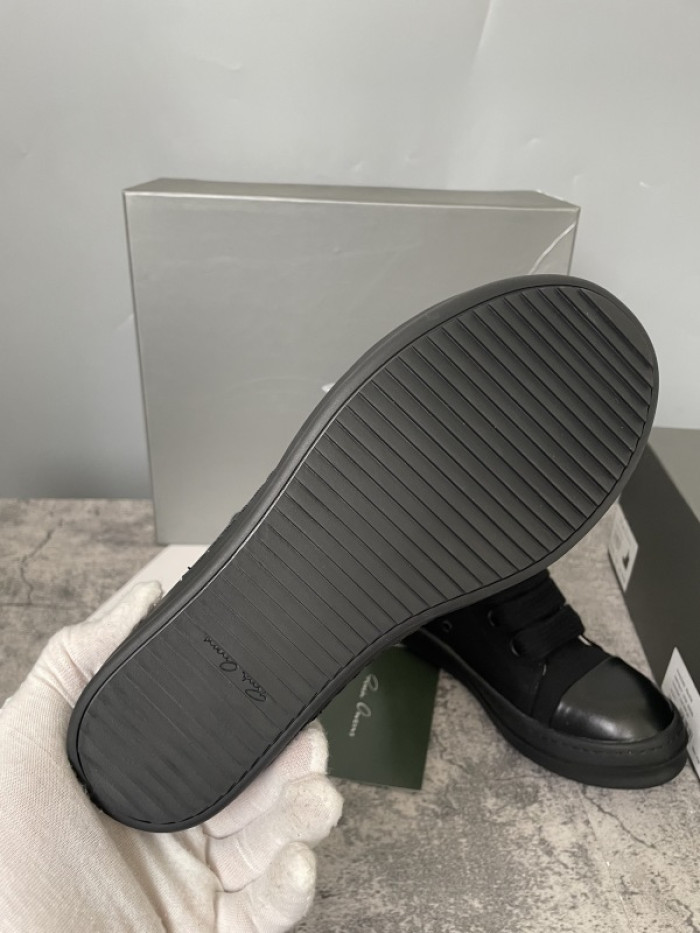 Rick Owen R000097