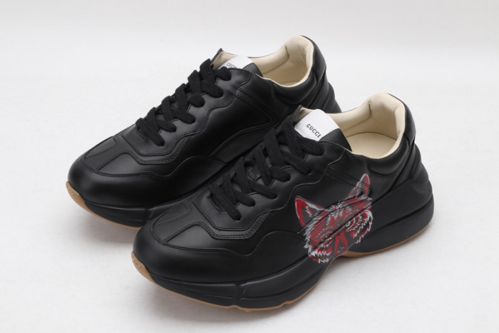 G*u*i* trainer sneaker37