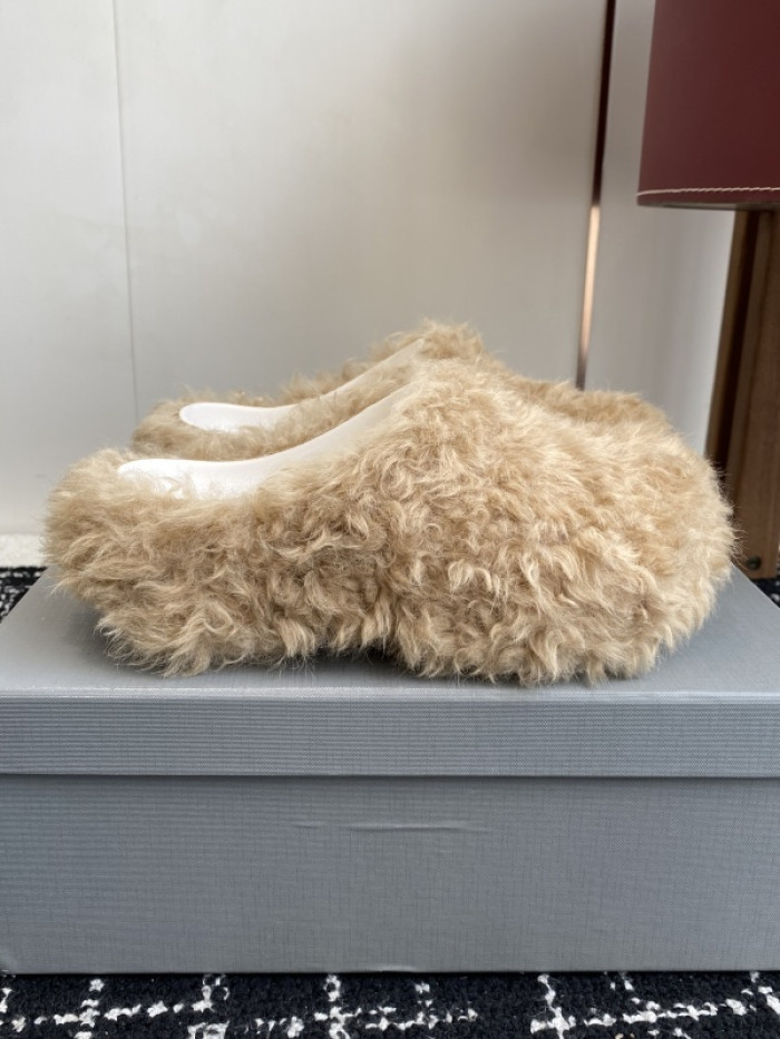 Balenciaga Sandal 37