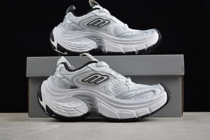 Balenciaga Sneaker -W2MV1 0110