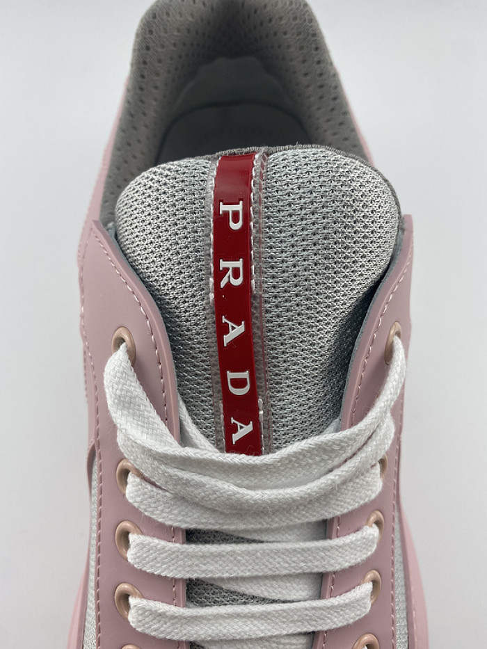 Prada 025