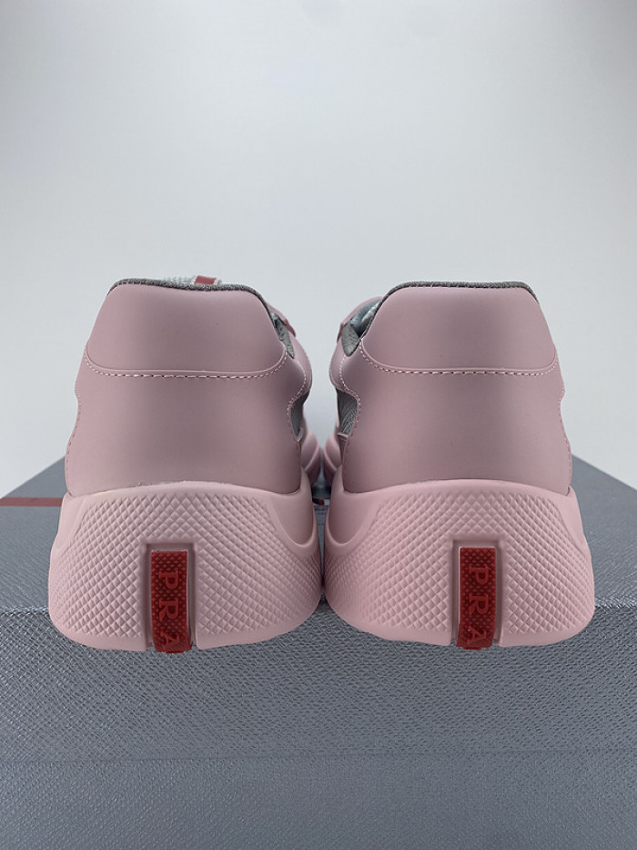 Prada 025