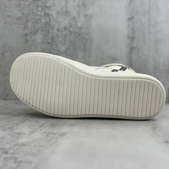 Rick Owen R000061
