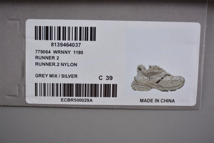 SNEAKER RUNNER 44