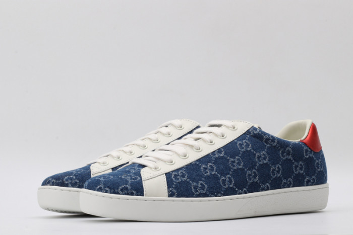 G*u*i* trainer sneaker78