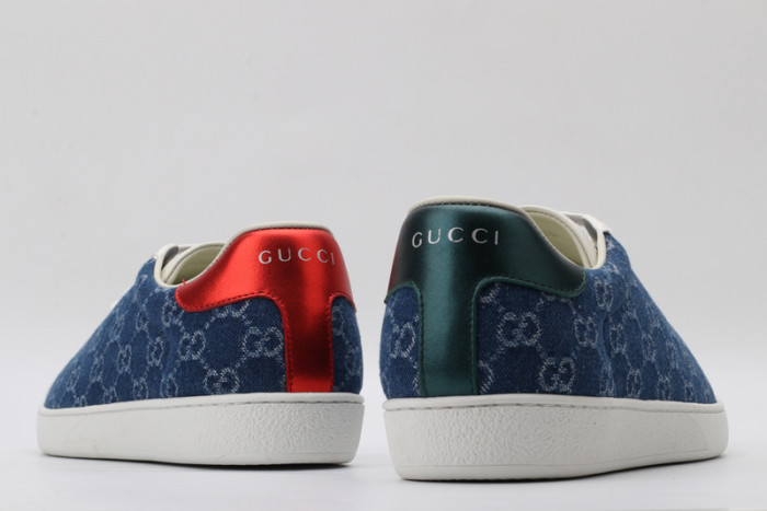 G*u*i* trainer sneaker78