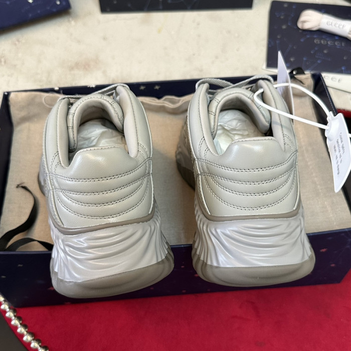G*u*i sneaker 115
