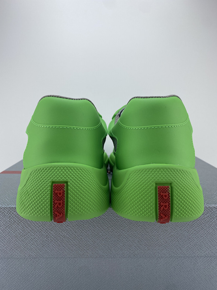 Prada 017