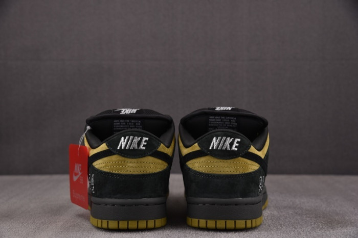 NK SB Dunk Low Supreme 94 Camper Green-HQ8487-300