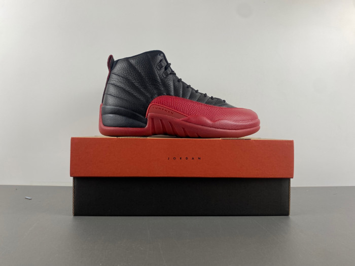 Jordan 12 Retro Flu Game (2025)-130690-002
