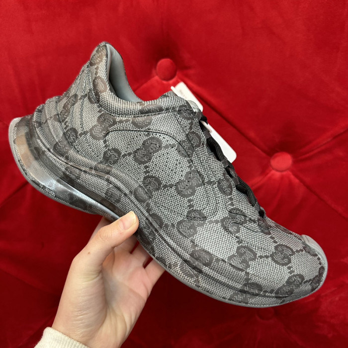G*u*i sneaker 89