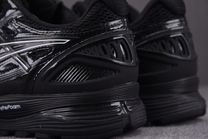 Kiko Kostadinov x Asics Gel-Korika-1023A010-001