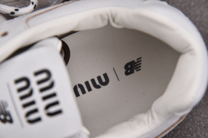 New Balance 530 SL Miu Miu White Gum-WOIX1758KB724