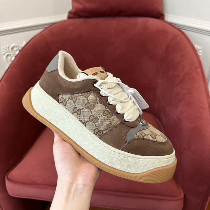 G*u*i sneaker 104