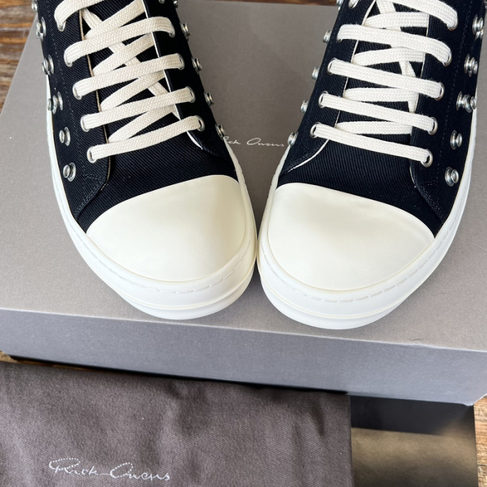 Rick Owen R000054
