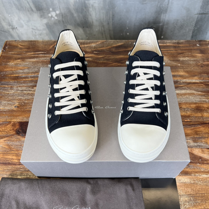 Rick Owen R000054